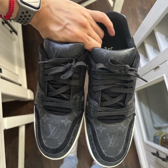 LV Trainer Sneaker - Picture 4 of 7